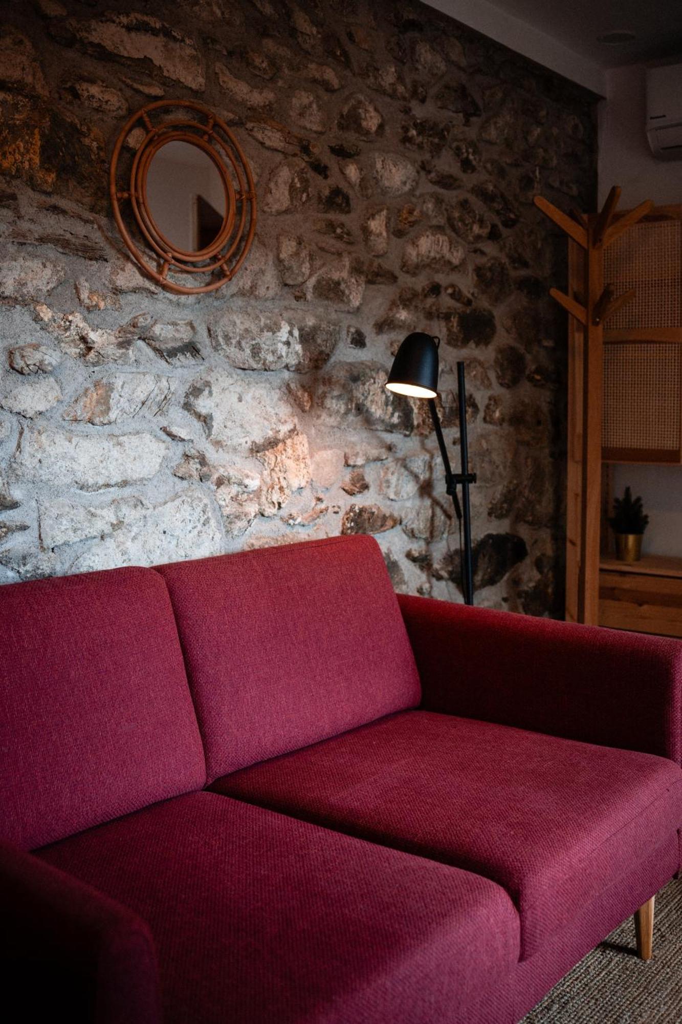 Apartment La Grande Maison Rouge