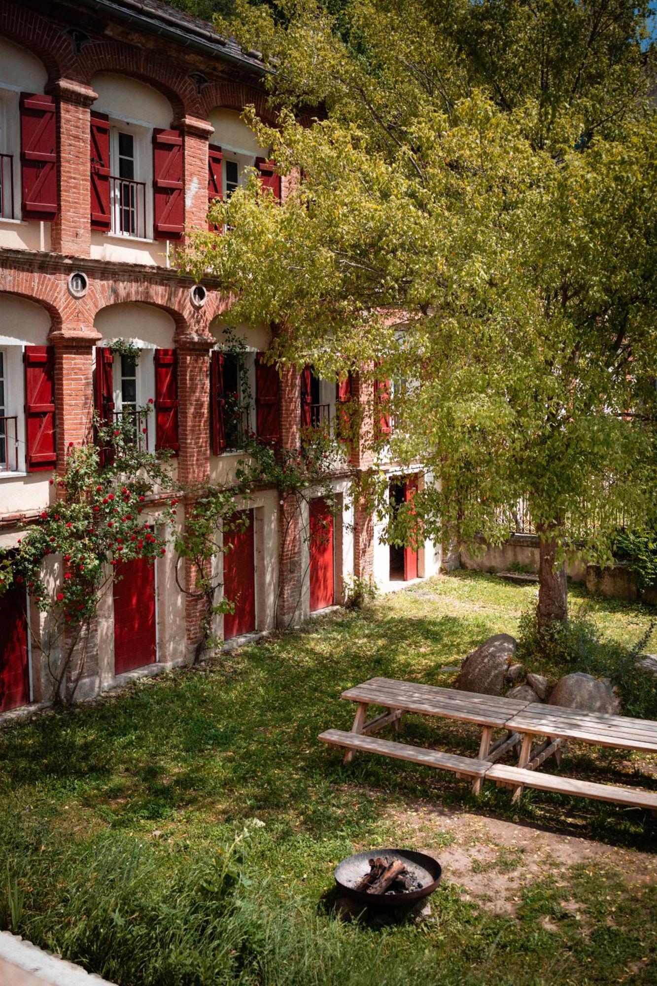 La Grande Maison Rouge *